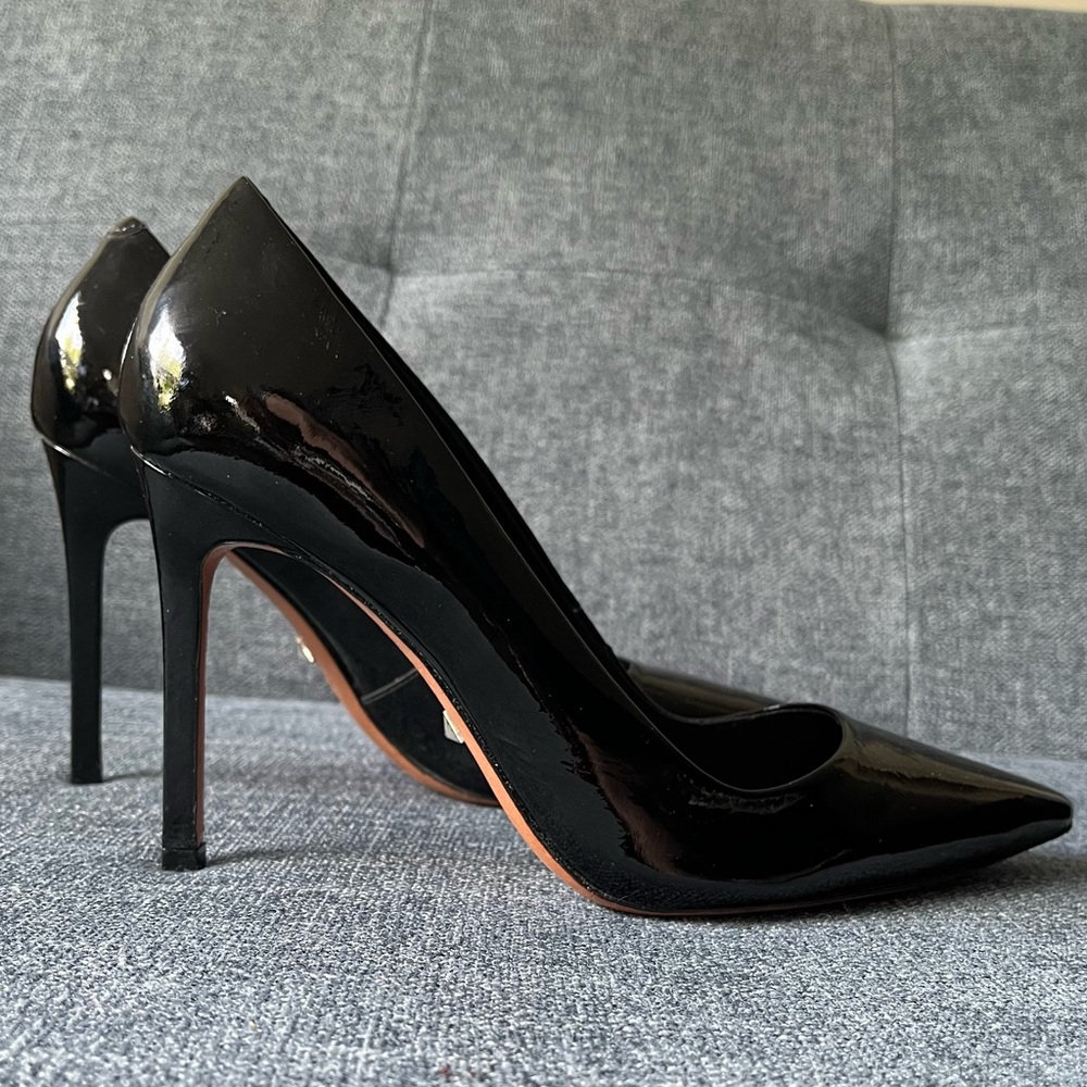 Schutz size 9 Black Patent Leather Heels